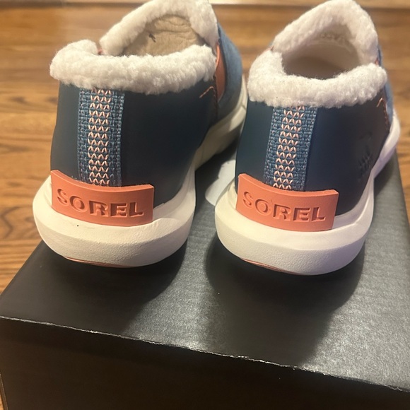 NIB Sorel Mackenzie II Snow Slip On Shoes - Picture 2 of 8